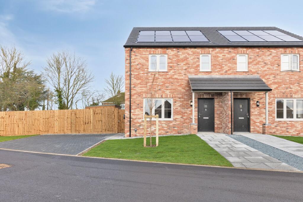3-bed semi-detached on Energy Efficient New Home, Walpole Cross Keys, £275,000