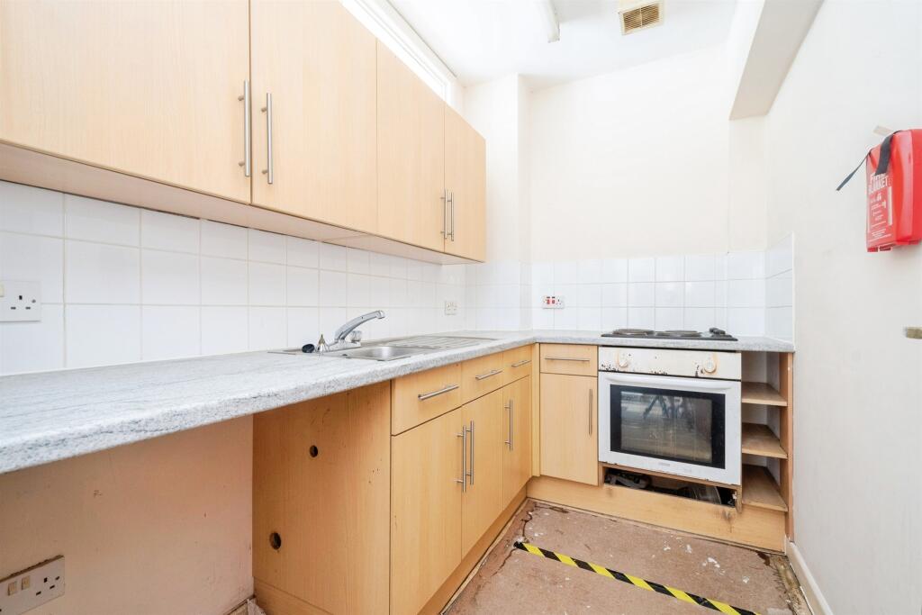 House in Plymouth, Greenbank - View 5