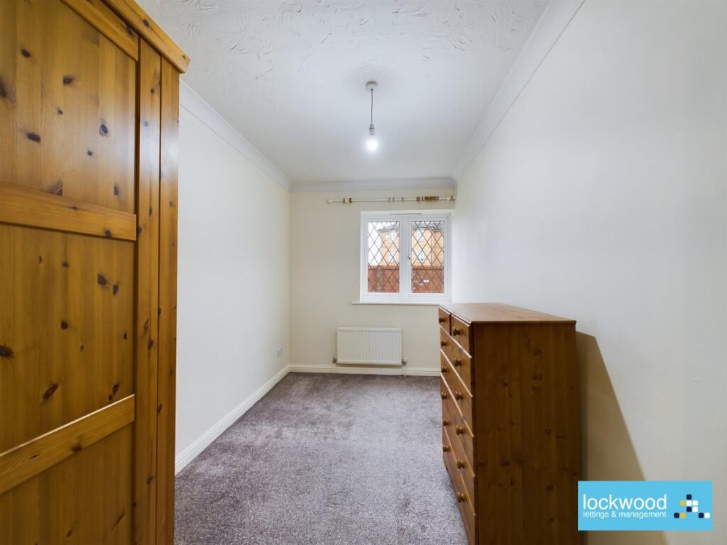 Apartment in Twickenham - View 5
