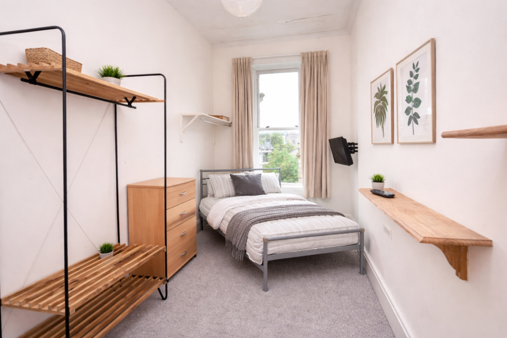 1 bedroom maisonette for rent