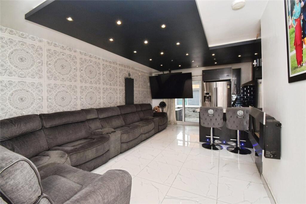 House in Leicester - View 2