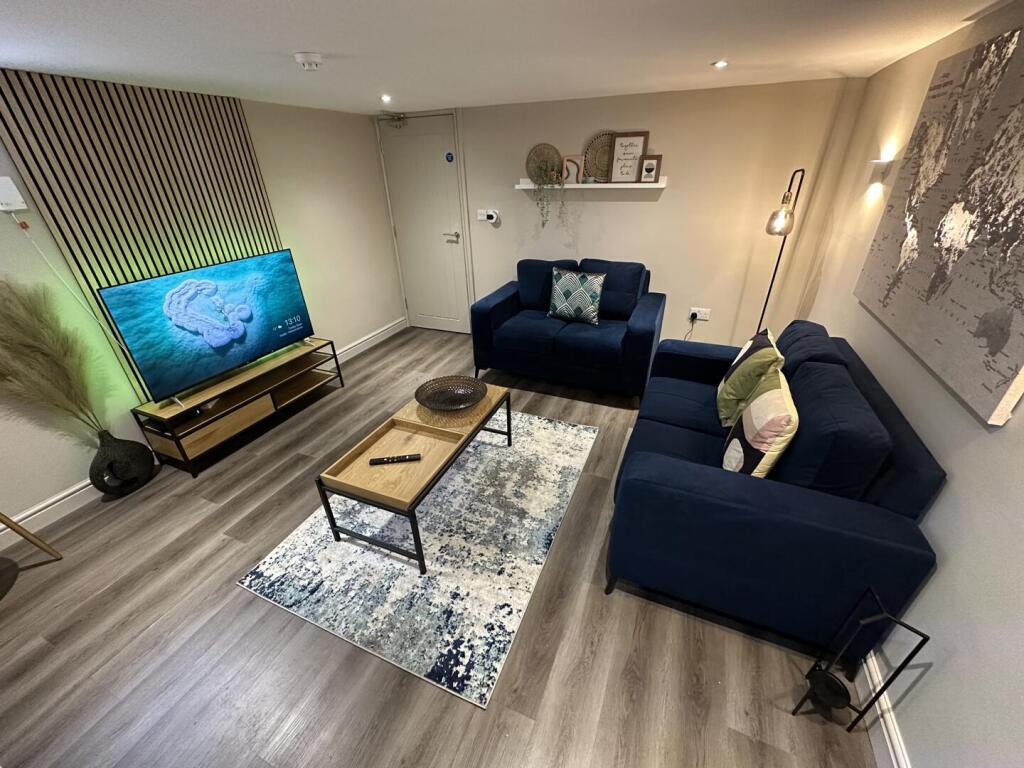 House in Sheffield - View 2