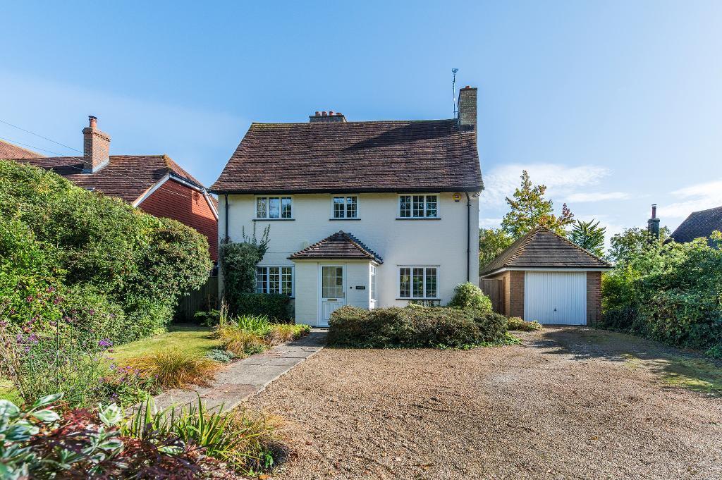 4-bed detached on Smallhythe Road, Tenterden, Kent, TN30 7LU, £925,000