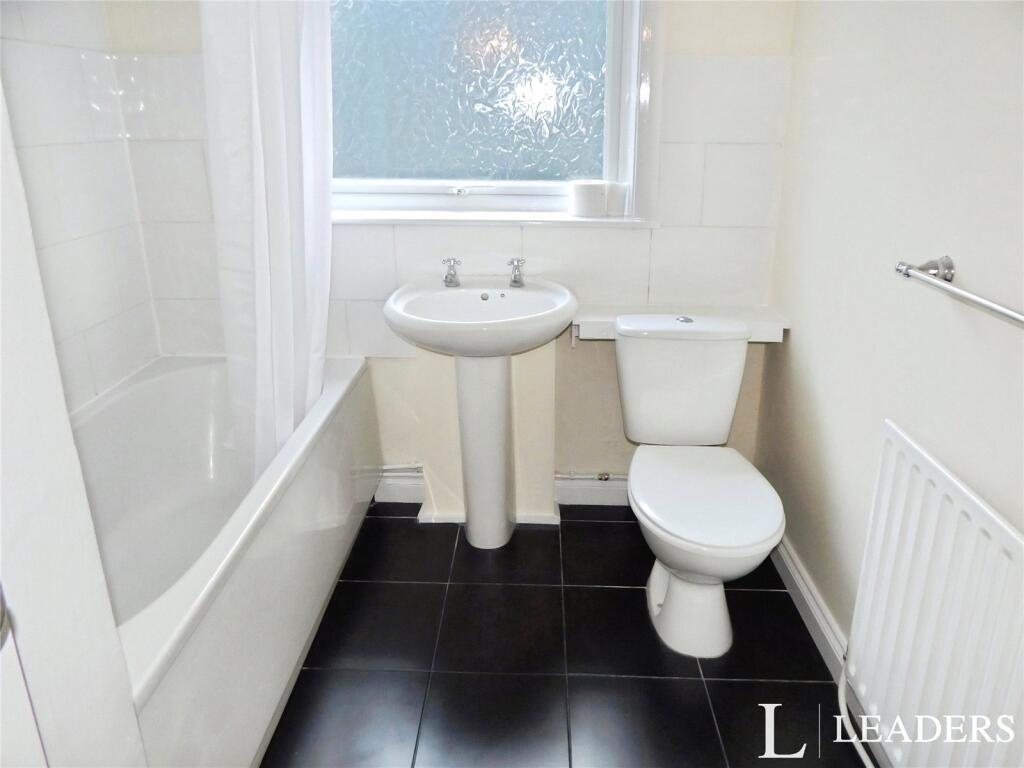 House in Ipswich, Greenwich - View 5