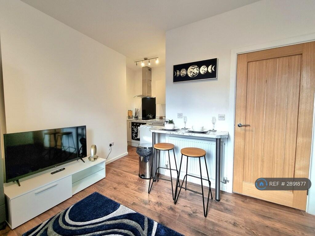 Apartment in Leicester - View 4