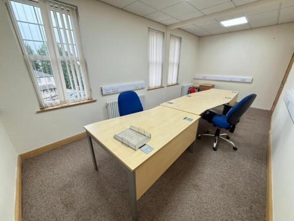 Upper Floor Office Picture 11