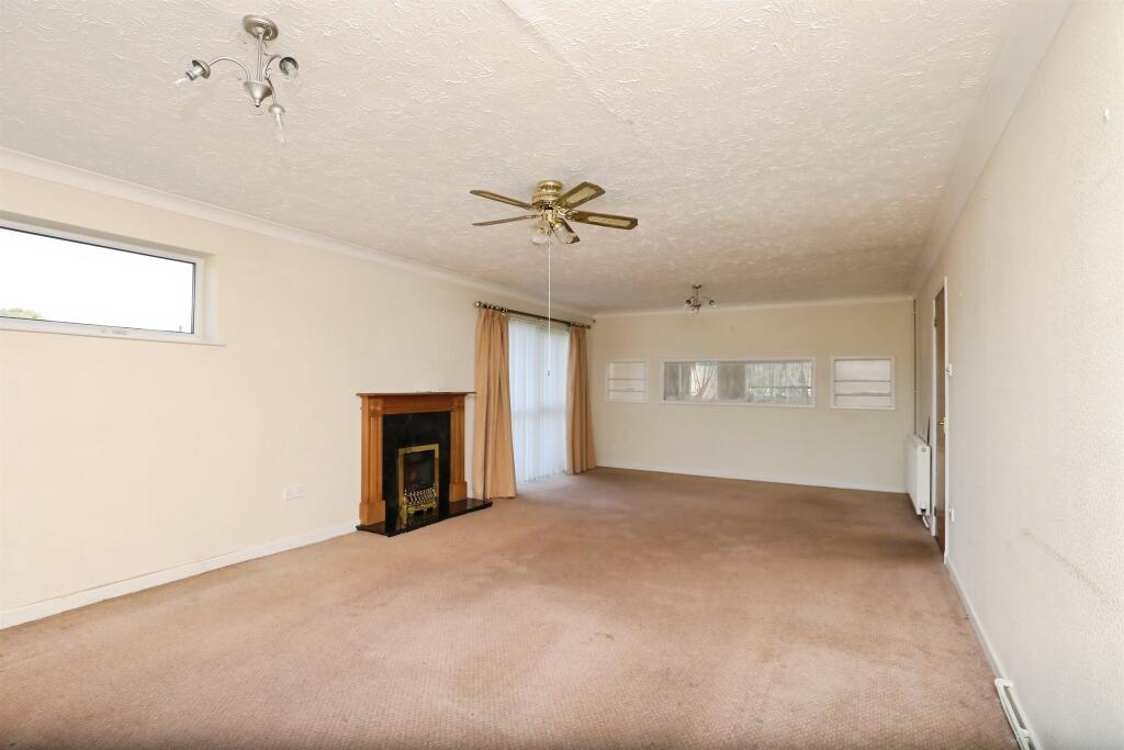 Greenhoe Place, Swaffham photo 4