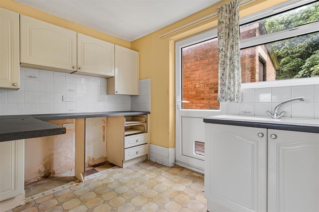 Apartment in West Suffolk, Studlands Park, Newmarket - View 4