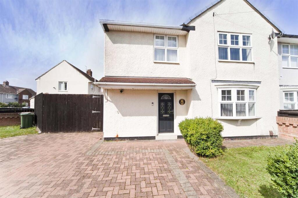 3-bed terraced on Torquay Avenue, Hartlepool, £155,000