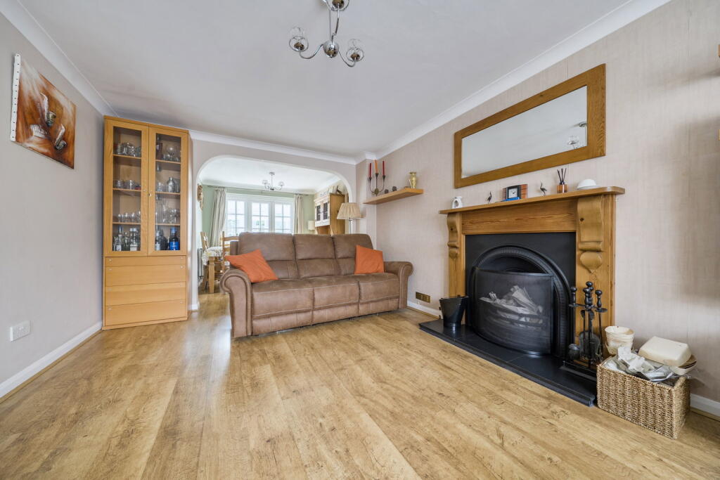 House in Basingstoke and Deane, Chineham - View 4