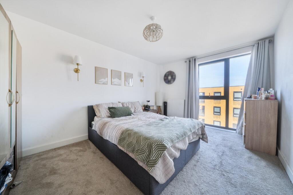 Apartment in Tonbridge - View 5