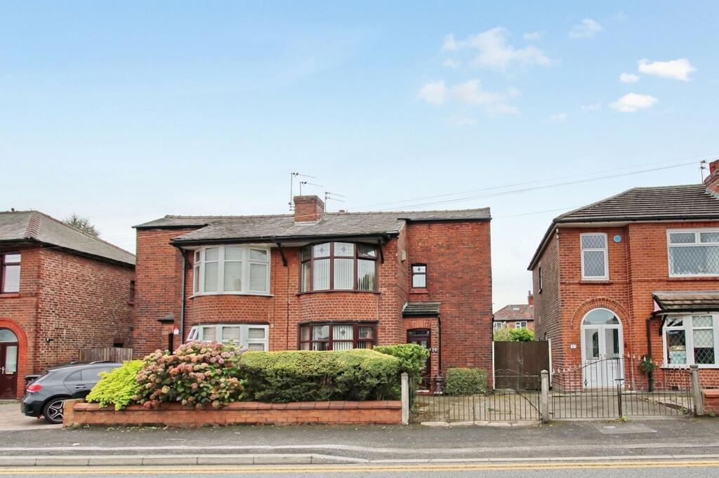 Main image of property: Bury New Road, Whitefield, M45