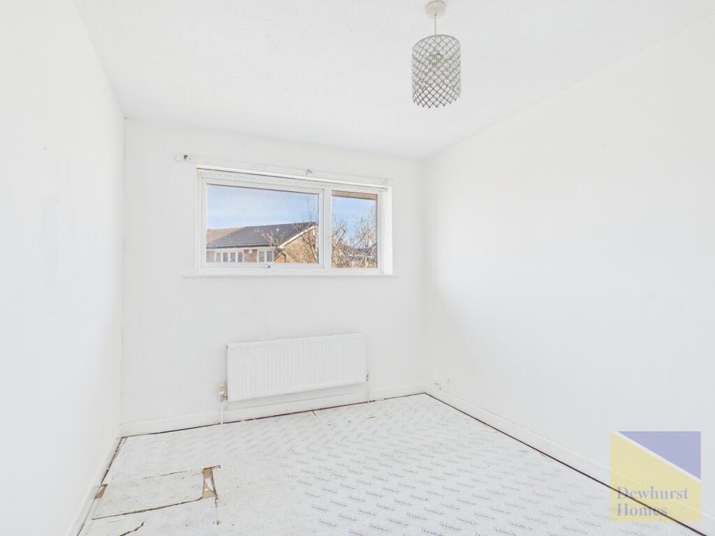 House in Preston, Sherwood, Broughton - More