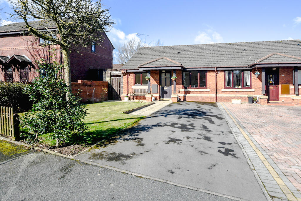 2-bed semi-detached on Eddisbury Way, Kingsmead, £107,500