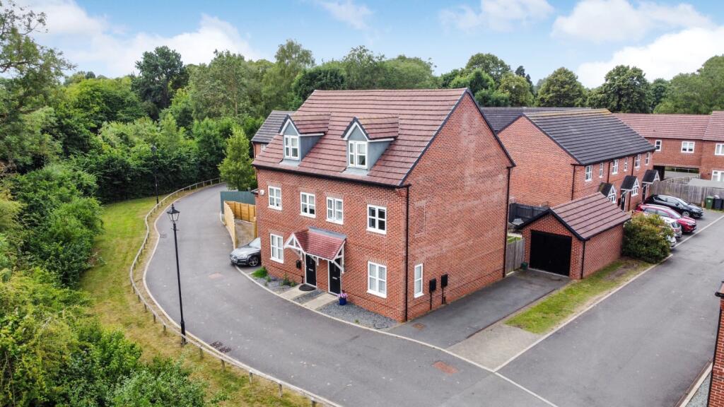 Main image of property: COX CRESCENT, LONG ITCHINGTON, SOUTHAM, CV47