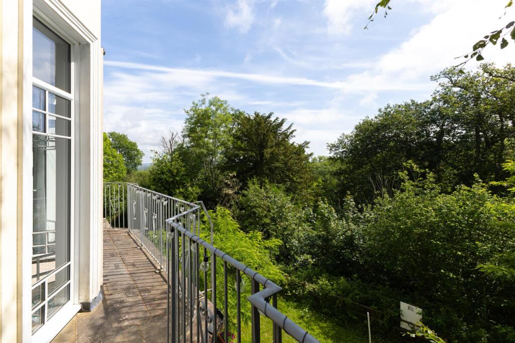 Stonestile Lane, Hastings - View 3