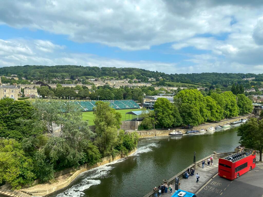 Apartment in Bath, Widcombe - View 3