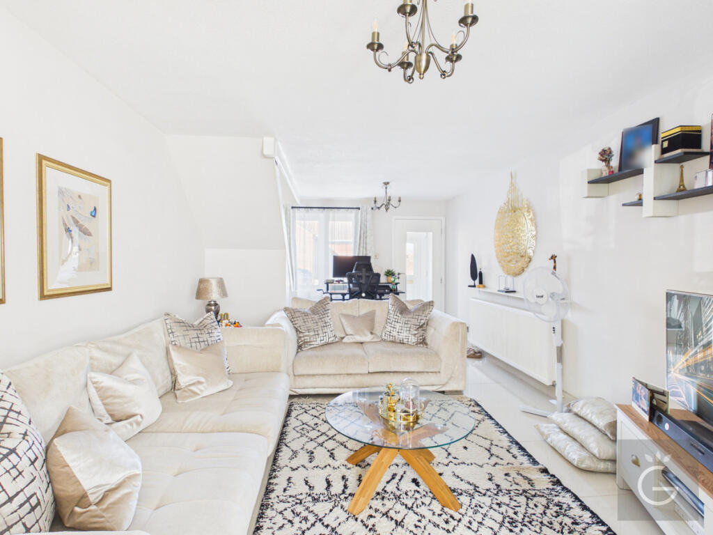 House in Reading - View 5