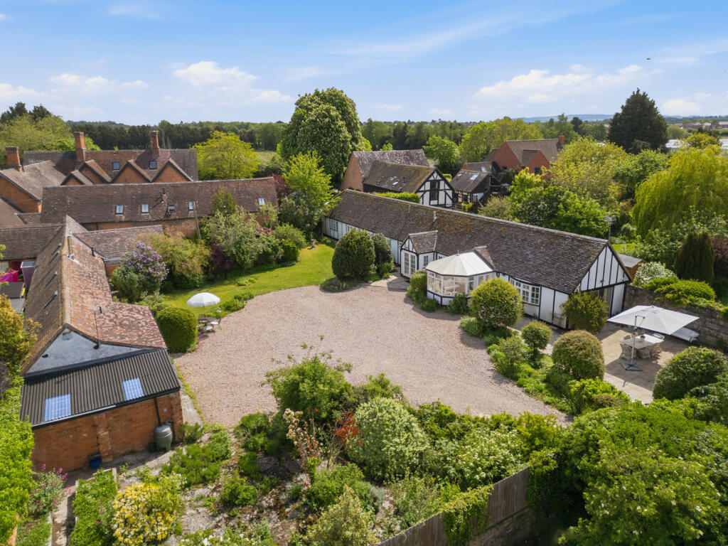 Main image of property: Kings Lane, Broom, Alcester B50 4HB