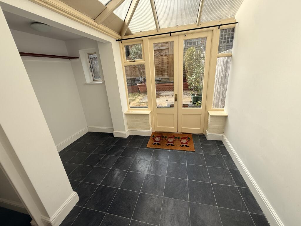 House in Hungerford, Eddington - View 4