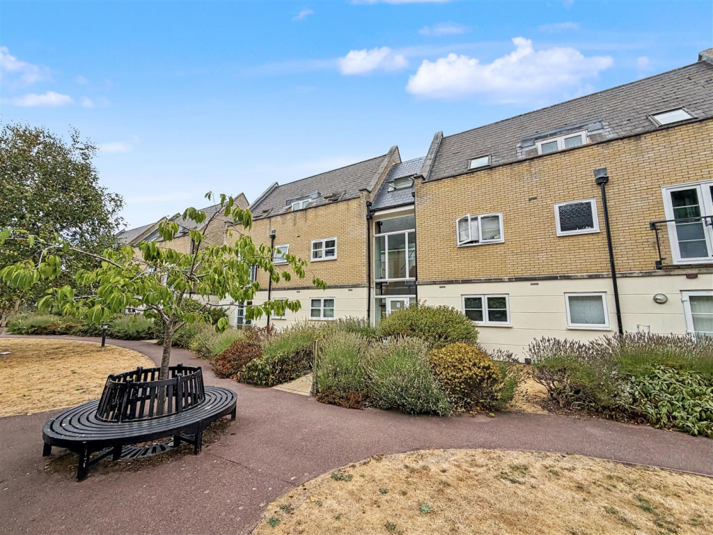 Main image of property: Cressing Road, Braintree