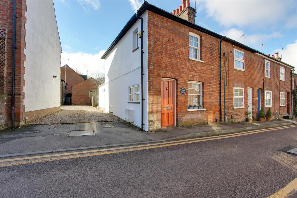 Main image of property: Henry Street, Tring