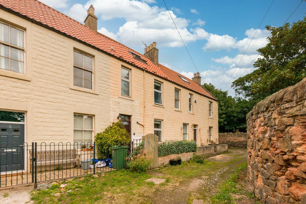 Main image of property: 4 South Doors, Cockenzie, EH32 0HR
