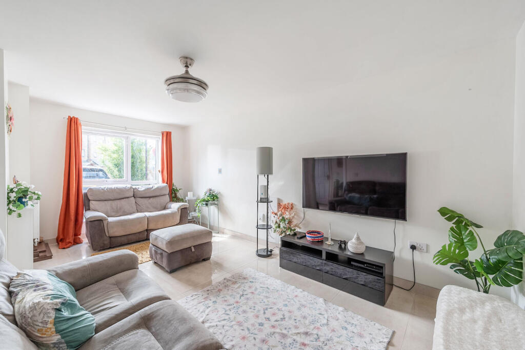 Main image of property: Lange Road, Harrow, HARROW, HA2