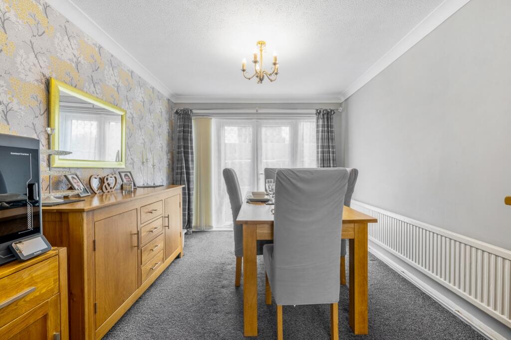House in South Holland, Holbeach - More