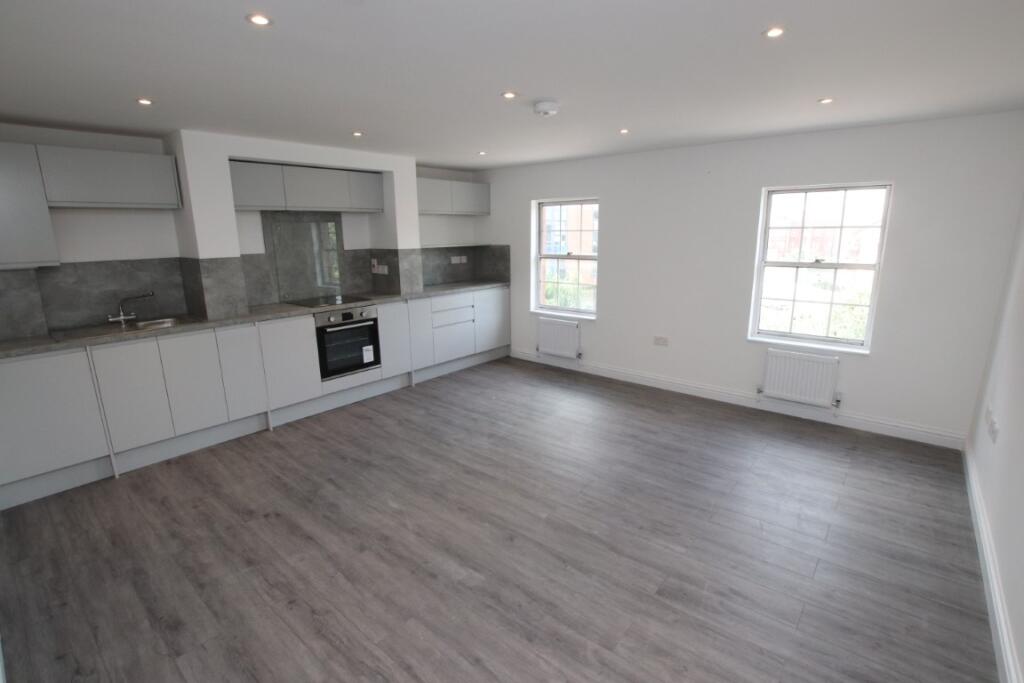 Apartment in Reading - View 2