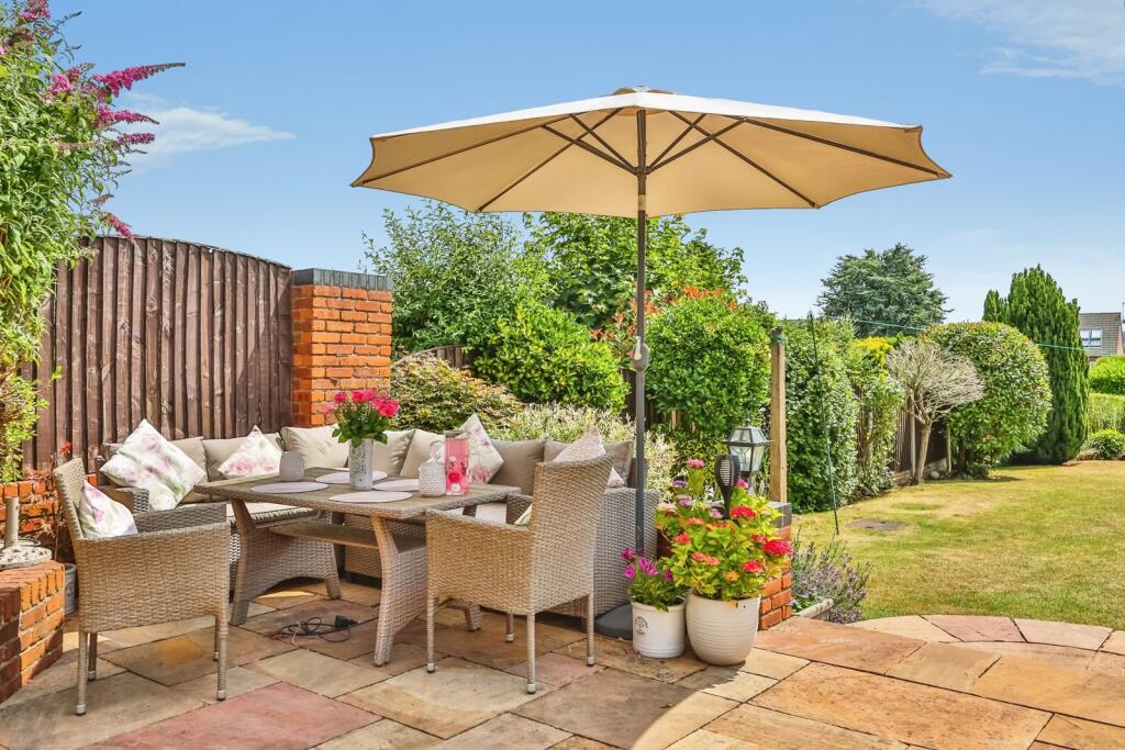 House in Ashfield, Hucknall - View 3