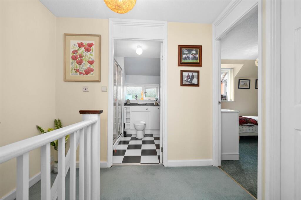 Additional image 13 of Yew Tree Gardens, Henley-In-Arden