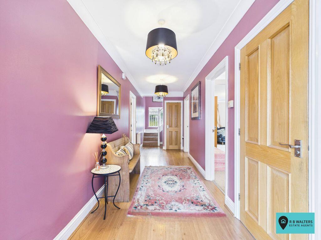 Cherrywood Court, Tuffley photo 4