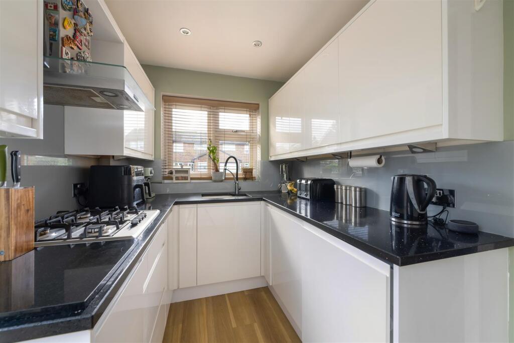 Peartree Road, Herne Bay photo 3