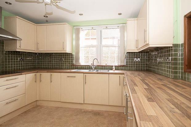 Apartment in Tewkesbury, Mythe - View 5