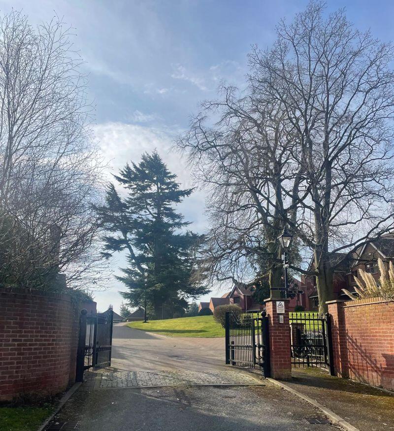 Additional image 34 of Greyfriars Drive, Bromsgrove, Worcestershire. B61 7LF 