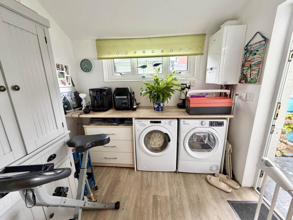House in Exeter - View 5