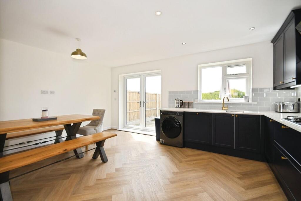 House in North East Derbyshire, North Wingfield - More