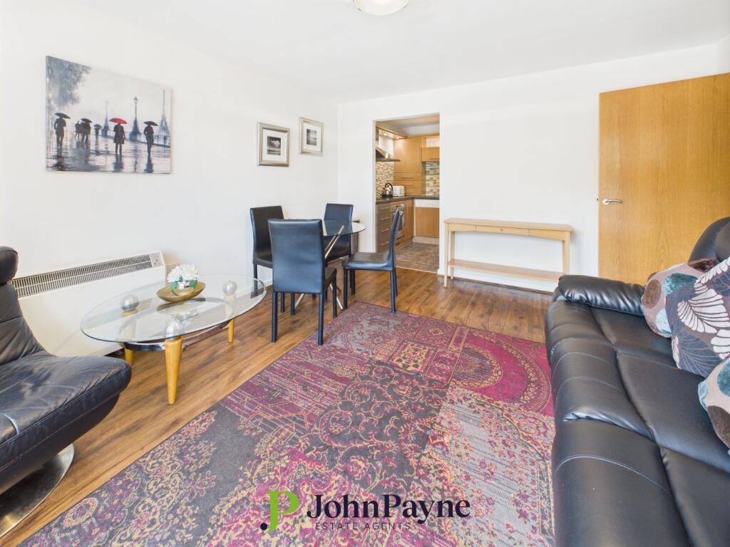 Manor House Drive, Coventry, CV1 photo 4
