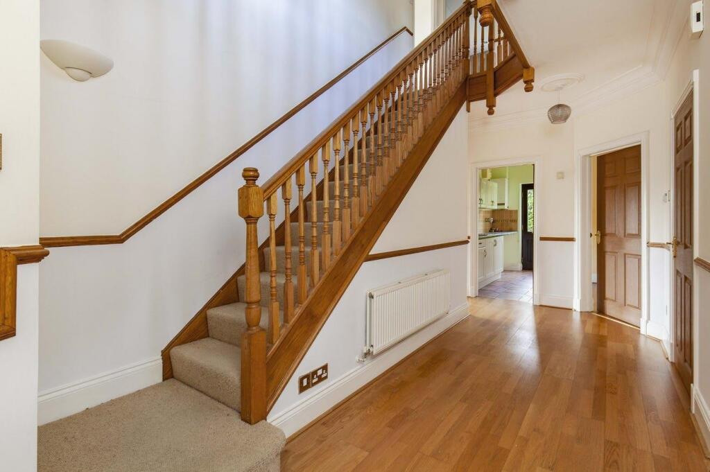 House in Sheffield, South Yorkshire - View 4