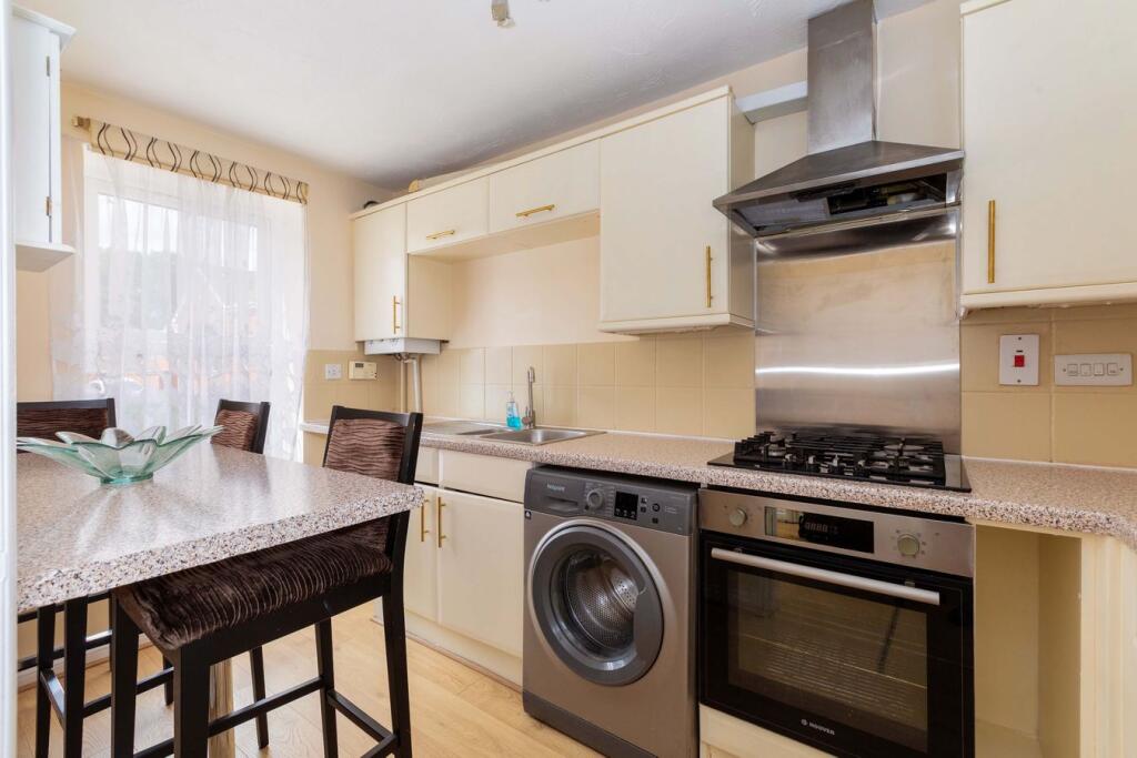 House in Slough, Langley - View 4