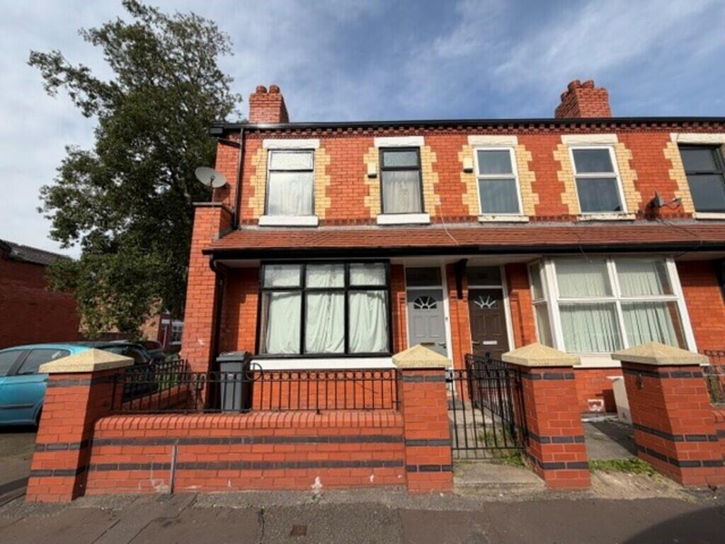 3-bed terraced on Claremont Road , Moss Side, £265,000