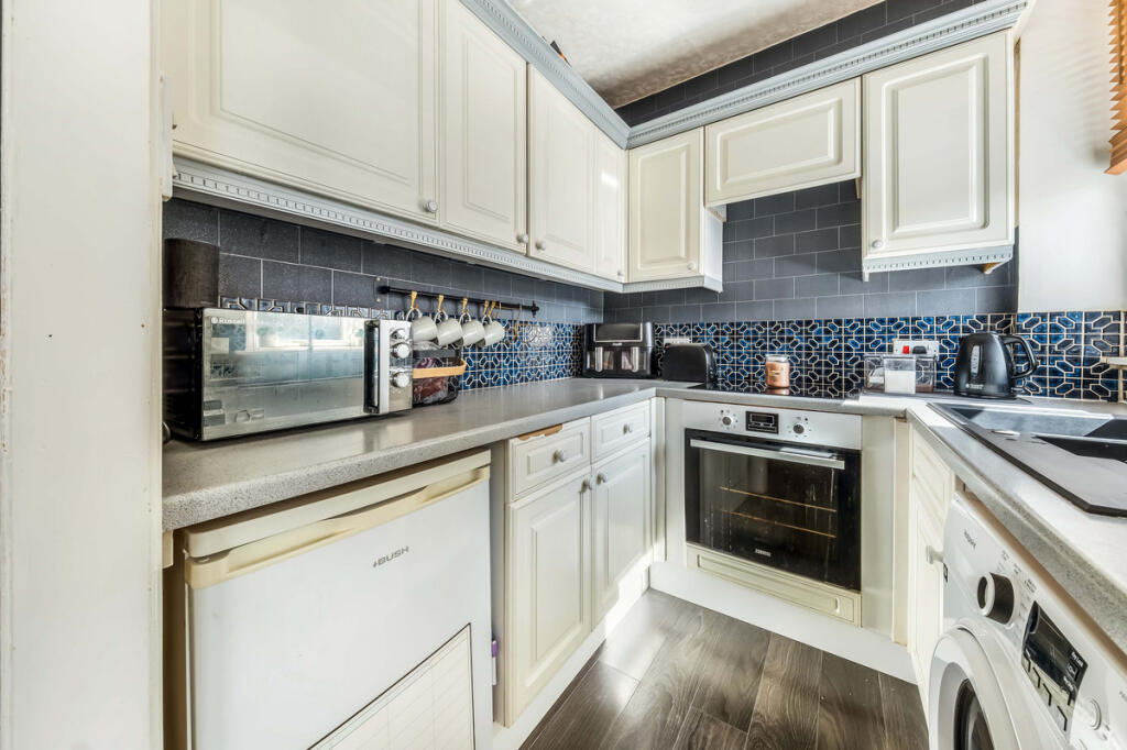 House in Forfar, Zoar, Angus - More