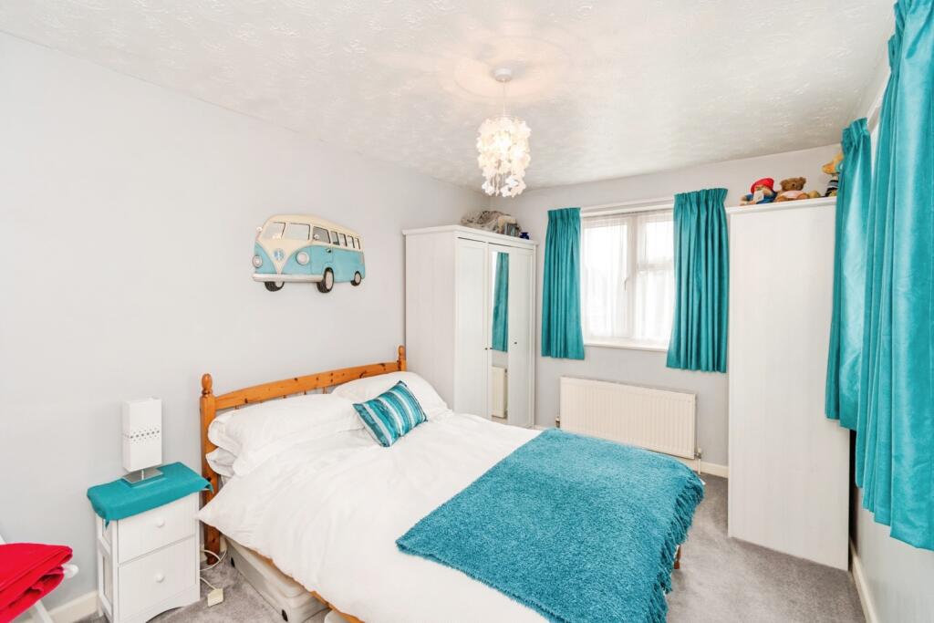 Ringwood Road, Totton, Southampton, Hampshire, SO40 photo 3