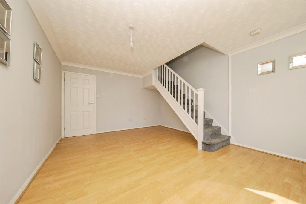House in Ipswich - View 3