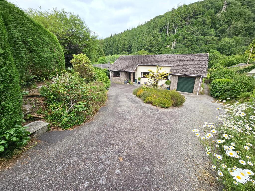 Main image of property: Tamar Way, Gunnislake