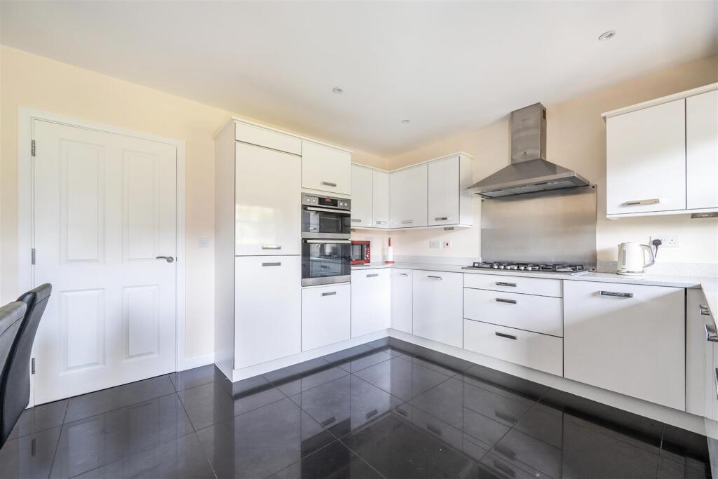 3 Coracle Way, Shrewsbury, SY2 6AT photo 5