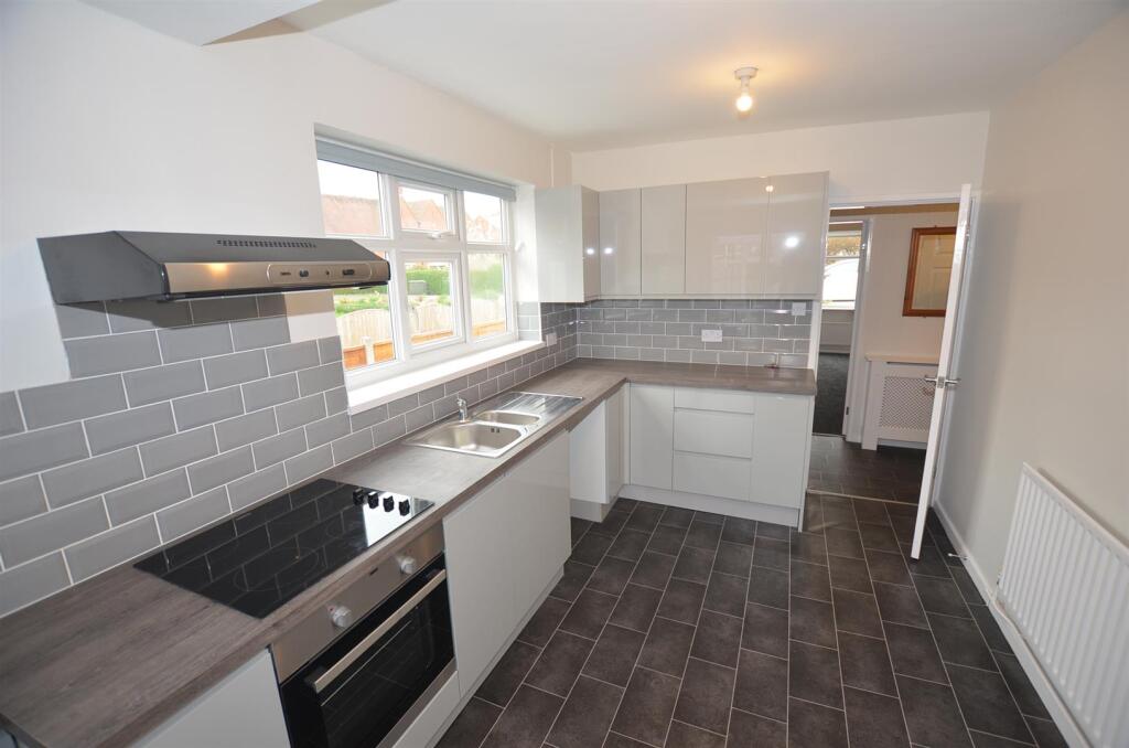 Hope Avenue, Mickleover, Derby photo 4