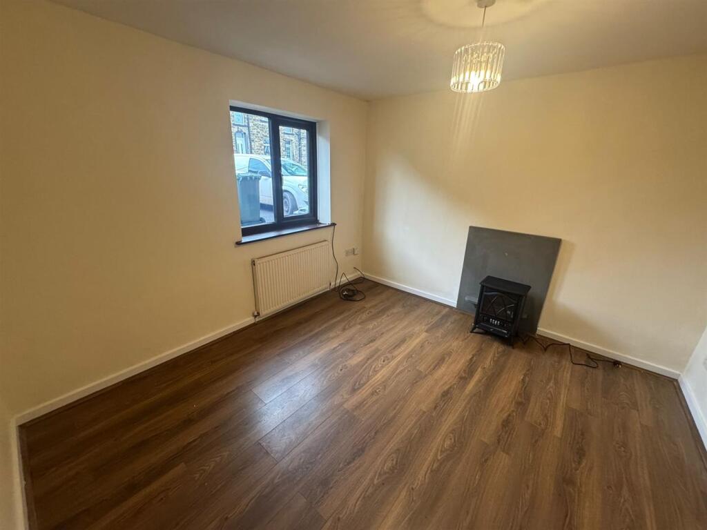 Additional image 3 of Gordon Street,Cross Roads