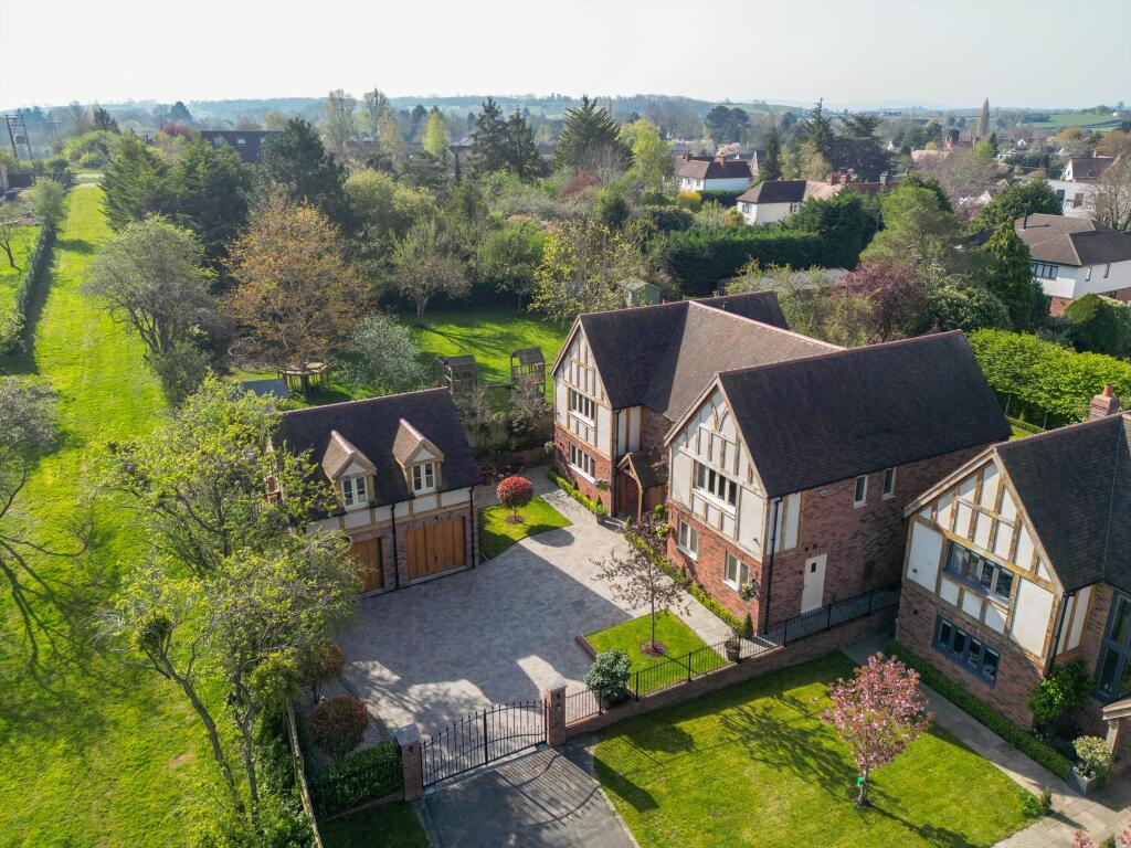 Main image of property: Briar Rigg, Hollis Grove, Welford on Avon, Stratford-upon-Avon, Warwickshire CV37